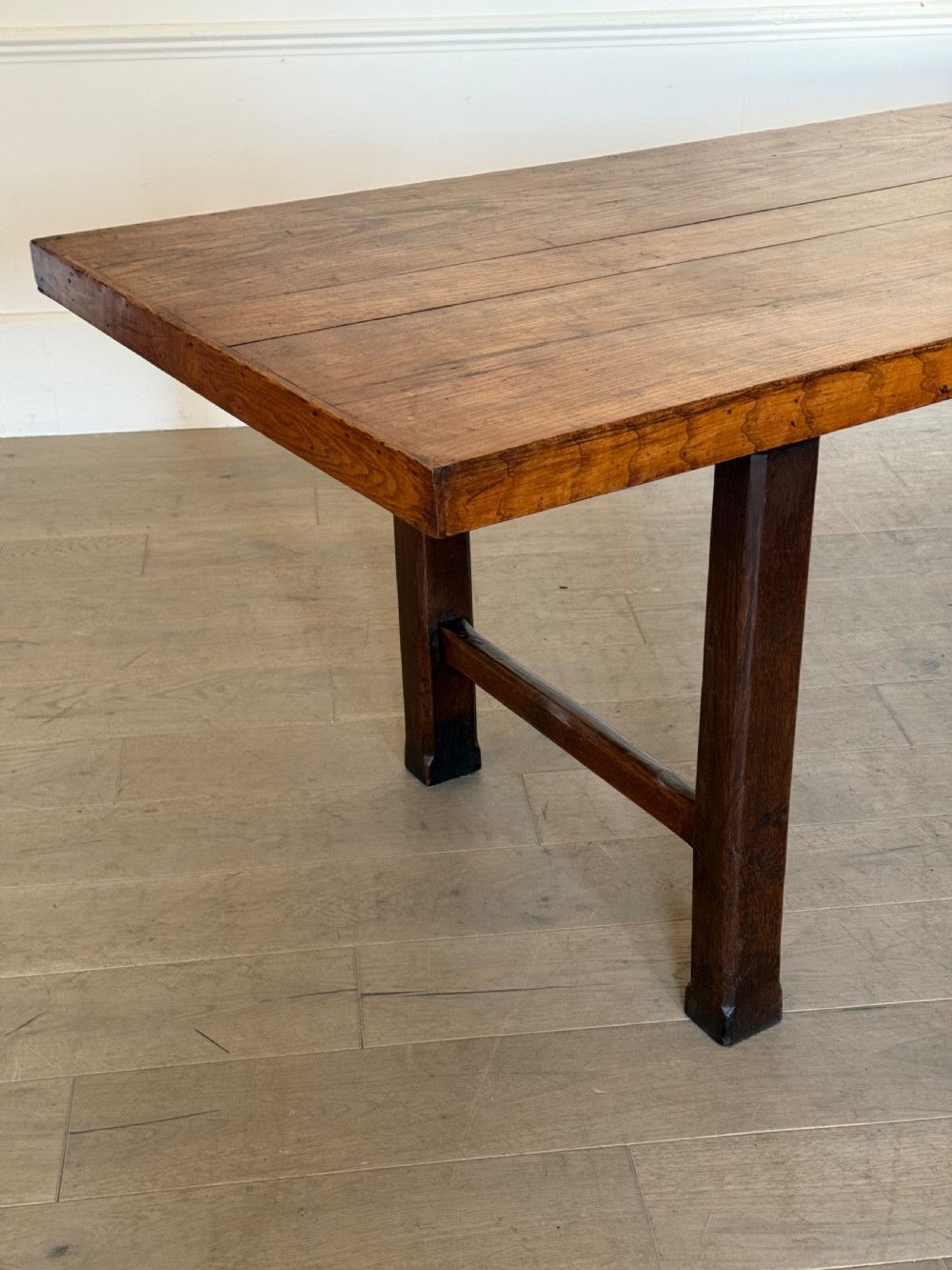 Long 19th century oak country farmhouse table  View XVI