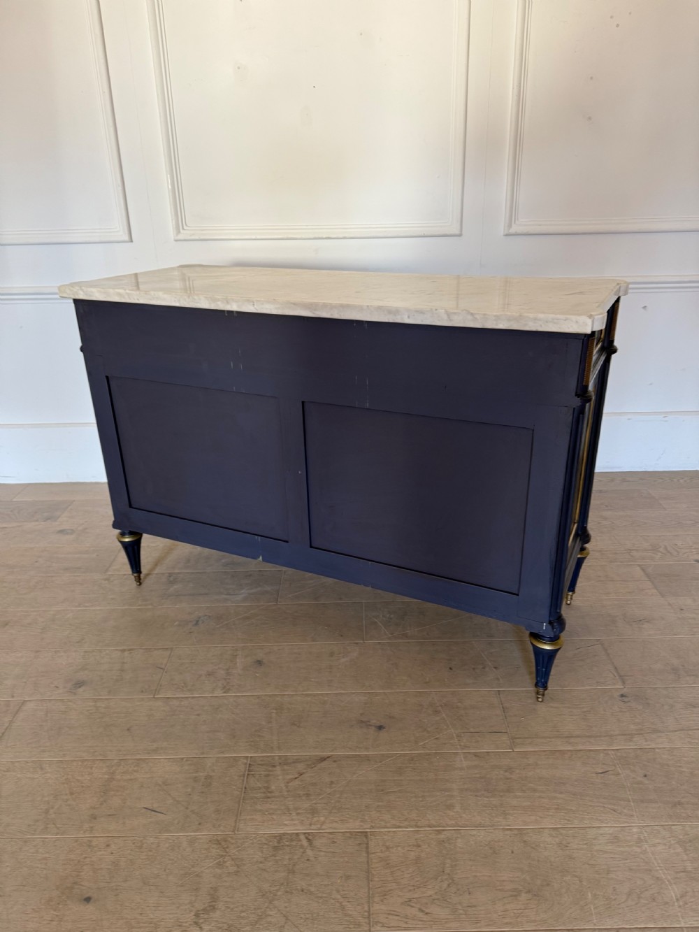 Lovely quality early 20th century Louis XVI painted commode  View XIII