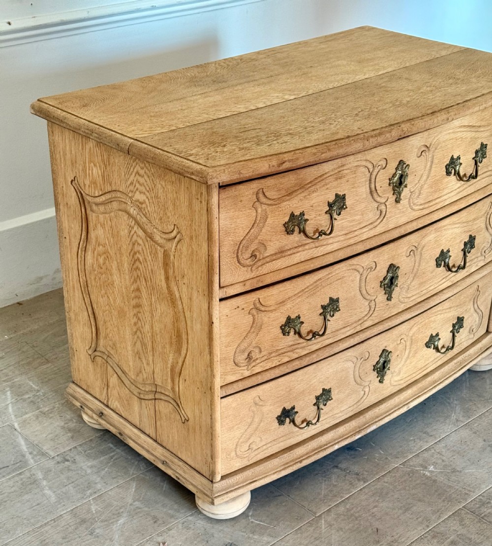 19th century scrubbed oak bowfronted chest of drawers View V