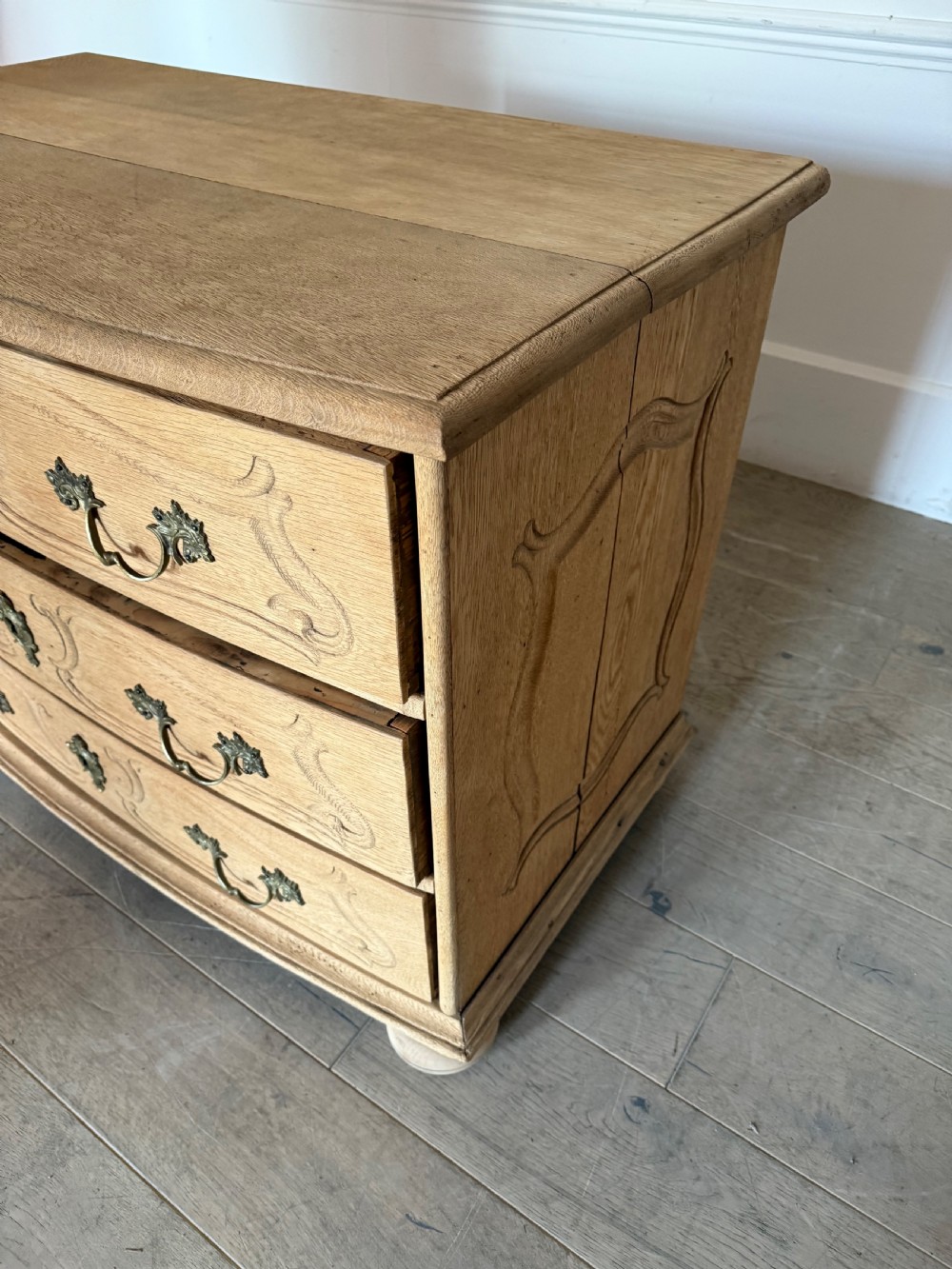 19th century scrubbed oak bowfronted chest of drawers View VIII