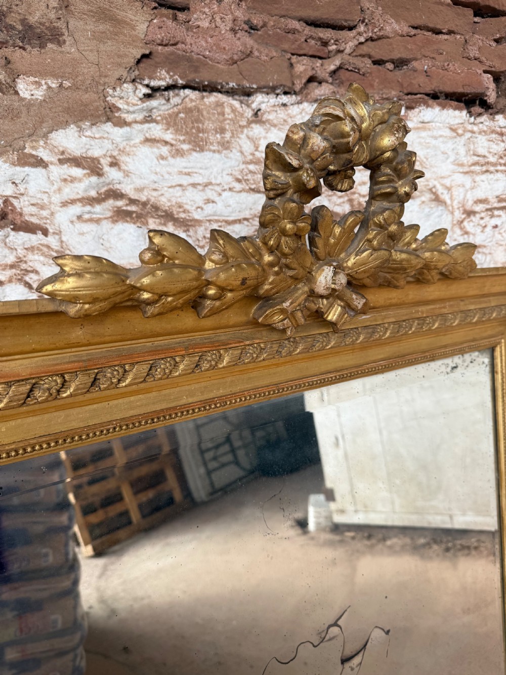 Large 19th century overmantle mirror oak leaf decoration View III
