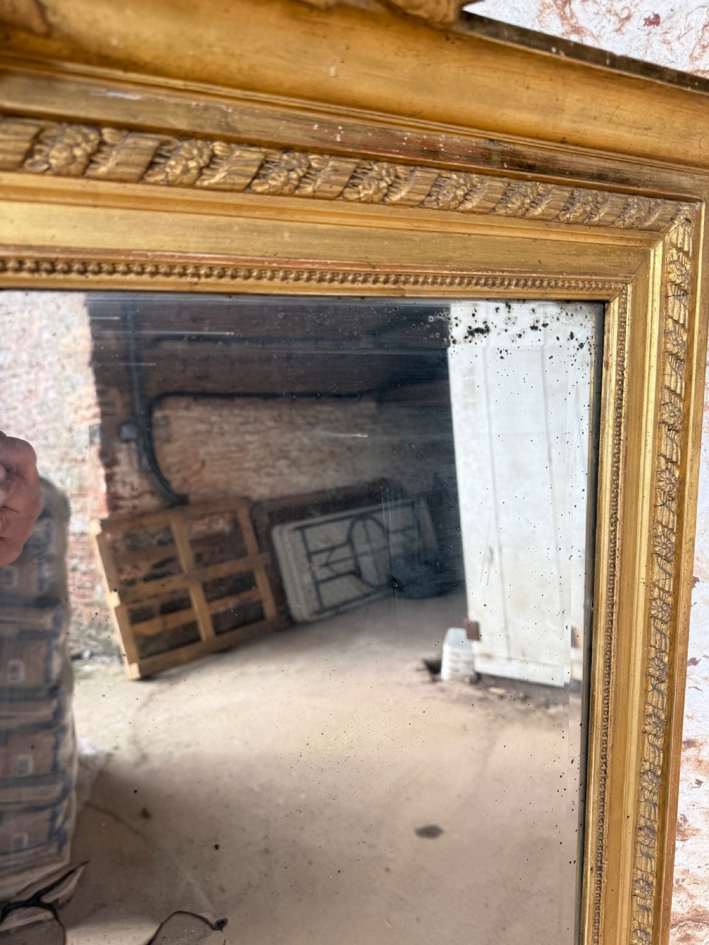 Large 19th century overmantle mirror oak leaf decoration View IV