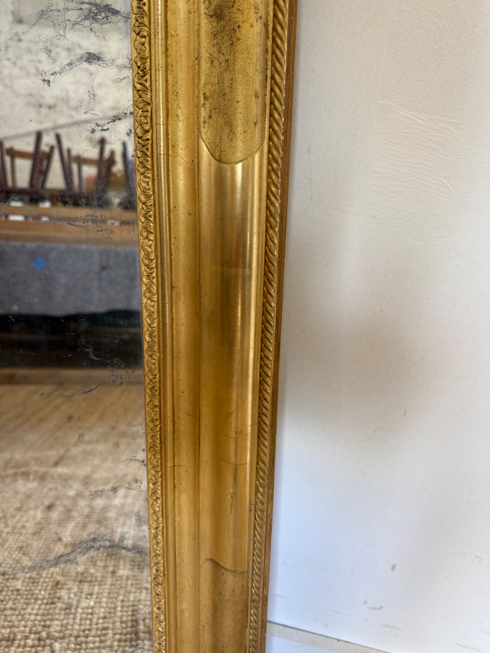 Pretty arched topped gilt mirror 110cms x 80cms View V