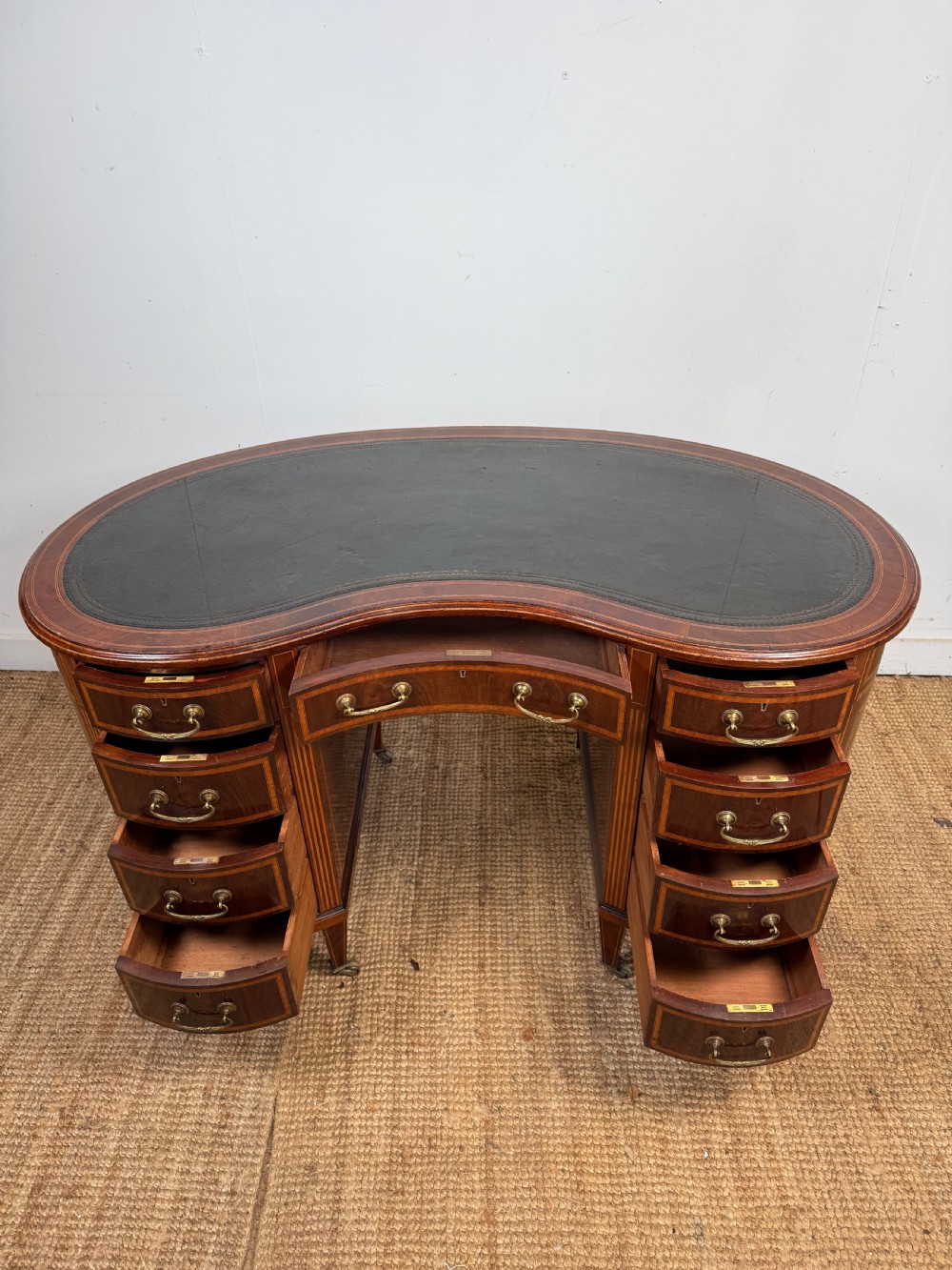 Edwardian kidney shaped writing desk / pedestal desk  View VIII