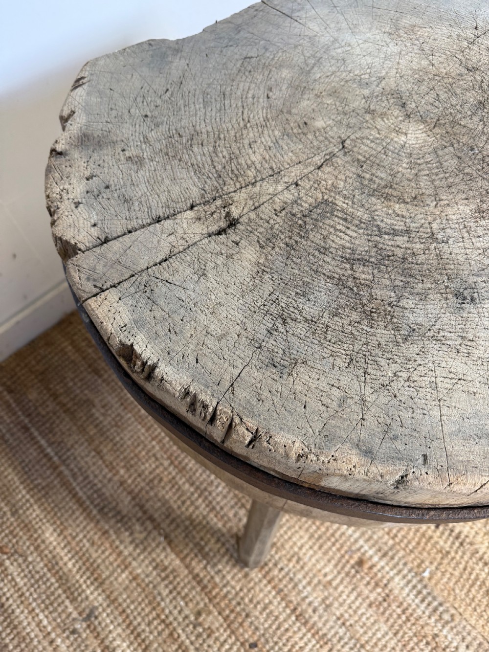 Chopping block / butchers block  View IV