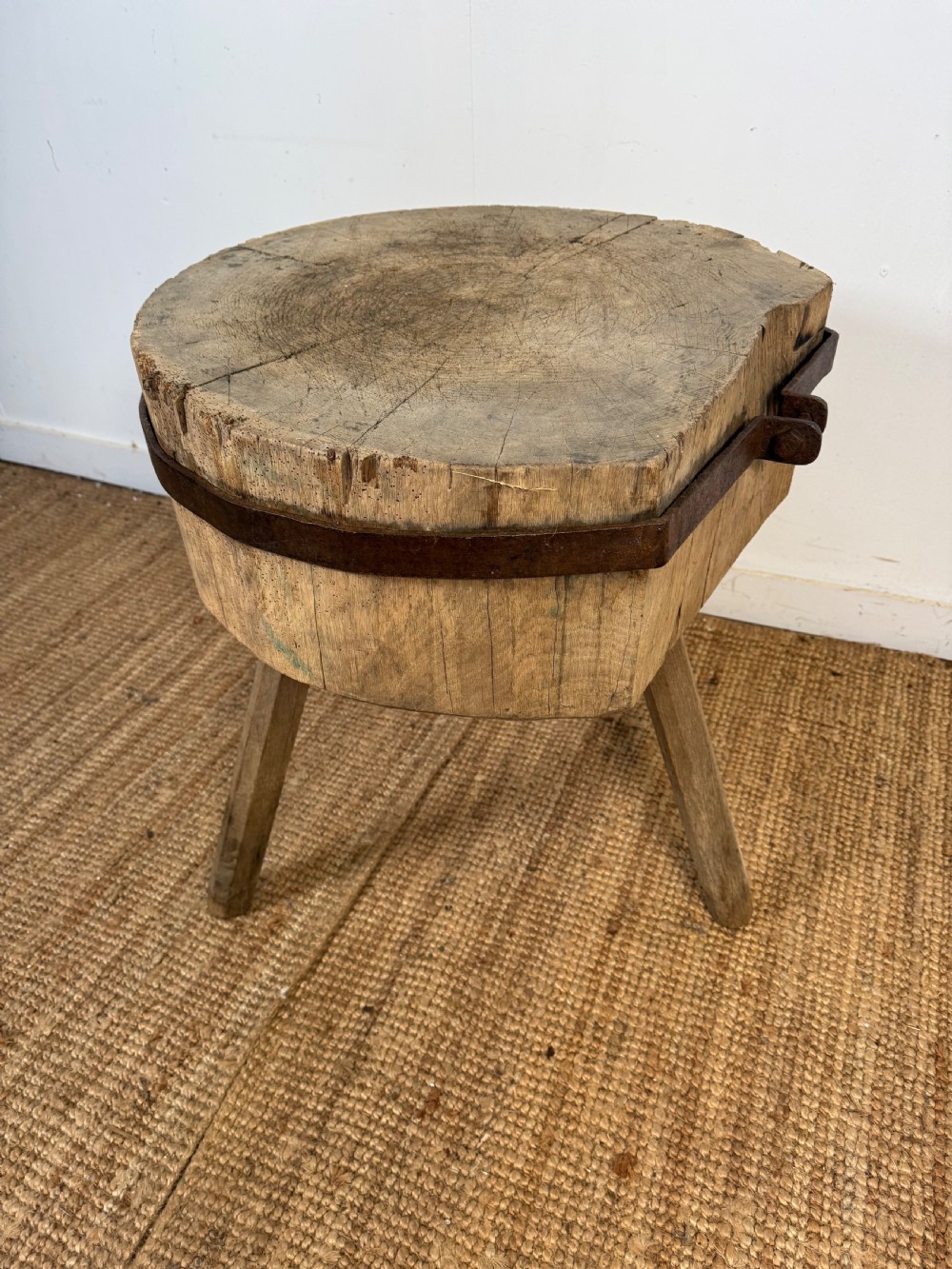 Chopping block / butchers block  View VII