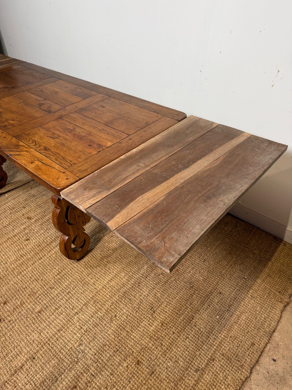 Small early 20th century oak dining table 6 seater  View XIII