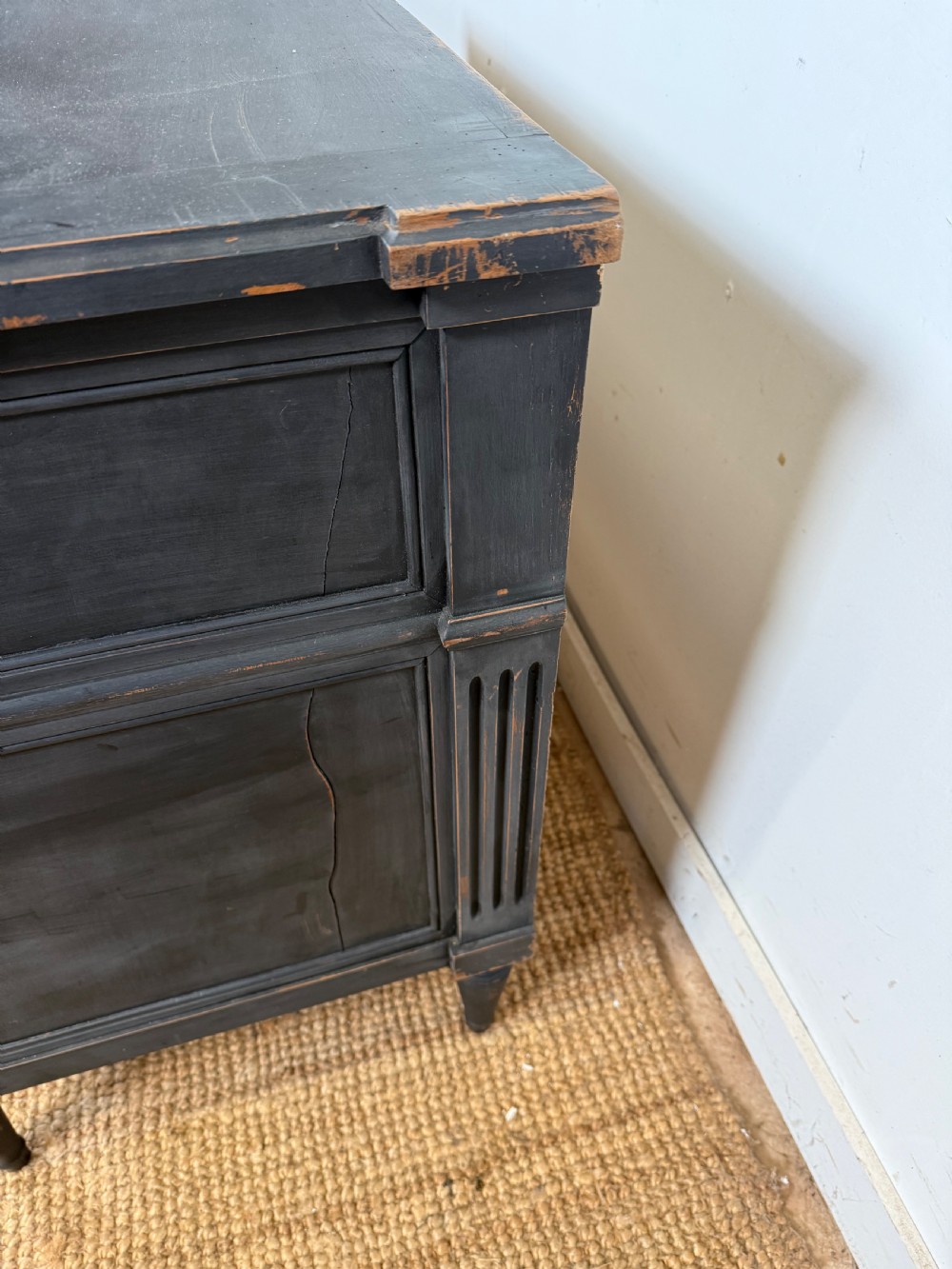 19TH CENTURY FRENCH LOUIS XVI STYLE PAINTED COMMODE View IV