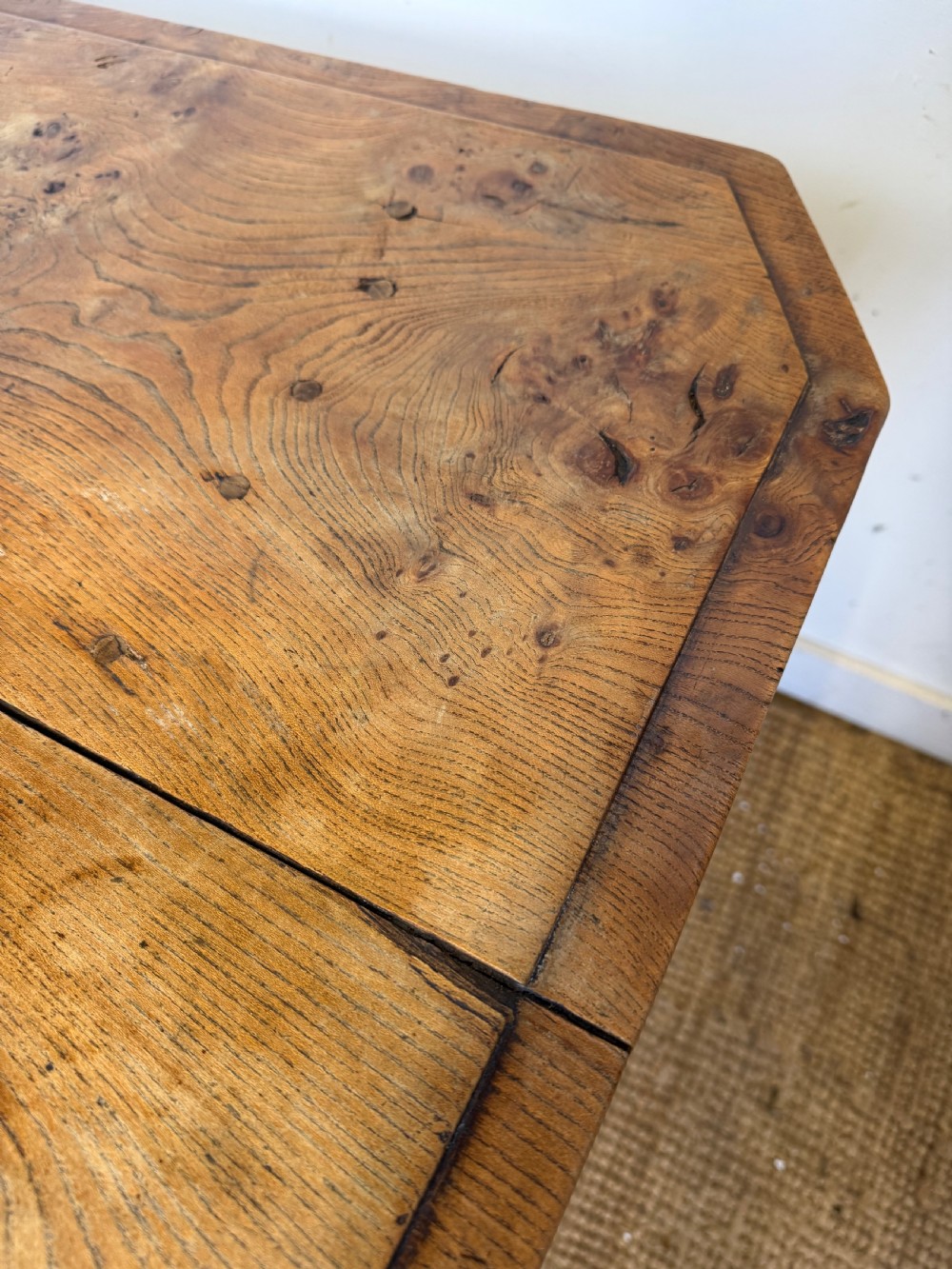 Early 20th century elm Farmhouse table  View XII