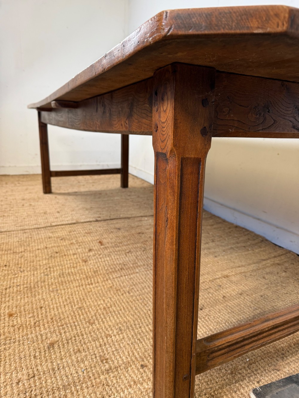 Early 20th century elm Farmhouse table  View XXI