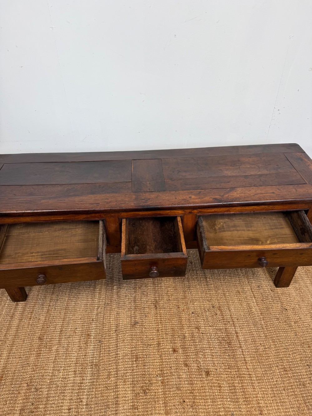 Early 19th century dresser base / server  View VIII