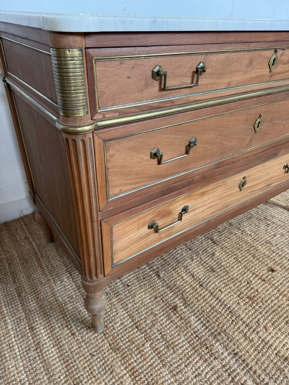 Louis XVI style scrubbed mahogany commode / chest of drawers View XI