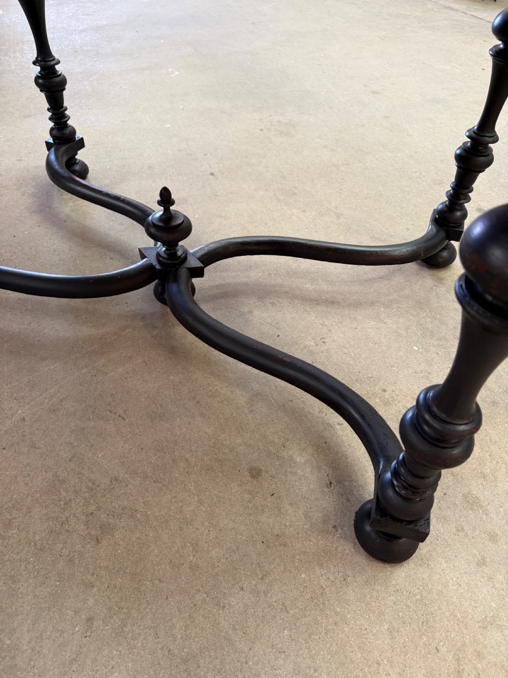 Mid 19th century painted centre table / writing table View IV