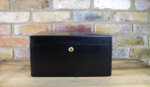 Collectors Leather Jewellery Box C.1900