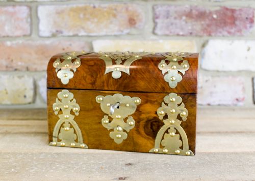 Figured Walnut Tea Caddy C.1880