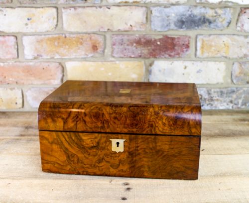 Burr Walnut Dome Top Table Box C.1880