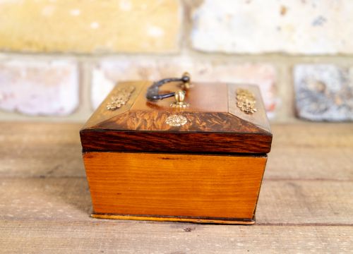DECORATIVE FRENCH TABLE BOX 1880 - ADDITIONAL PHOTO 2