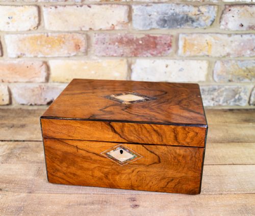 Figured Walnut Table Box 1880