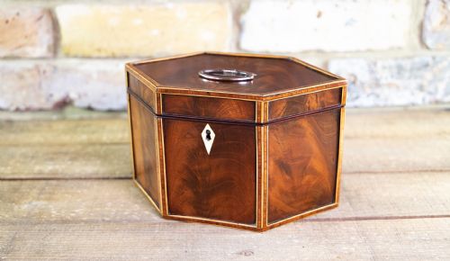 fig 1. Stunning Hexagonal Georgian Tea Caddy