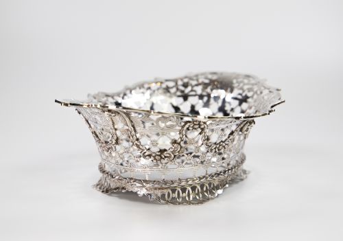 Silver Jali Fretwork Bowl Superb Quality Sheffield 1895