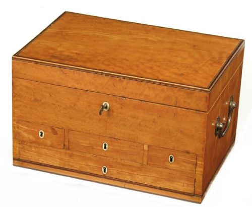 An Exceptional Late George III Satinwood Toilet Box by Bayley & Blew