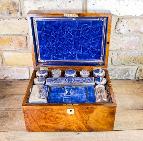 Beautiful Burr Walnut Vanity Box 1880