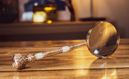 Mother of Pearl Magnifying Glass 1900