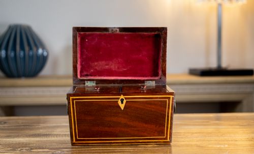 TWIN MAHOGANY GEORGIAN TEA CADDY - ADDITIONAL PHOTO 4