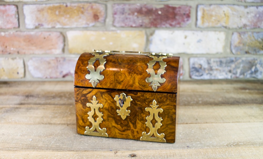 Burr Walnut Dome Top Trinket Box c.1870