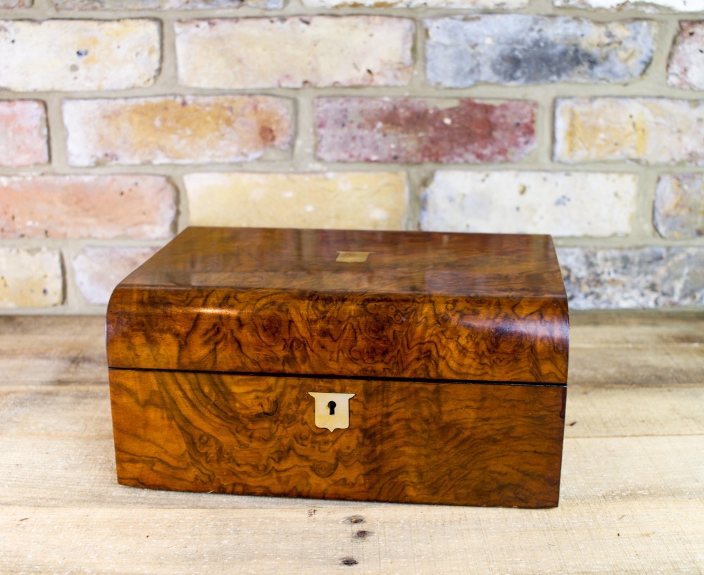 Burr Walnut Dome Top Table Box c.1880