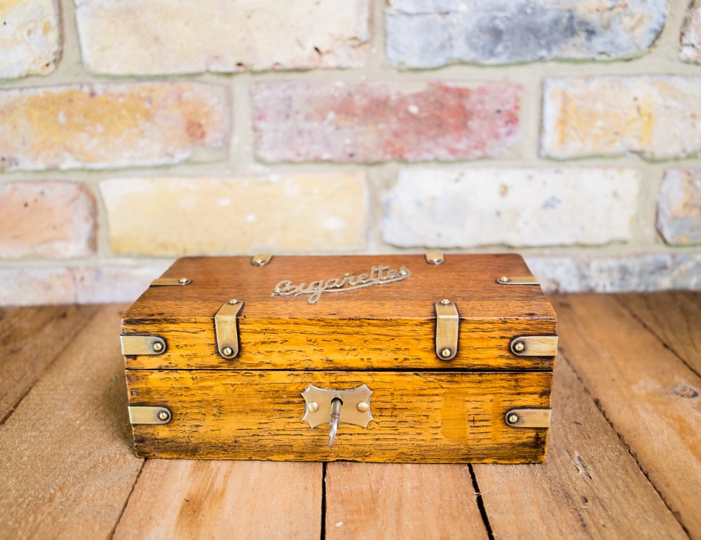 Oak Cigarette Box c.1910