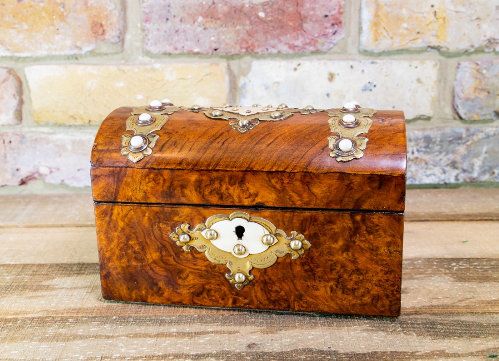 Walnut & Brass Tea Caddy c.1880