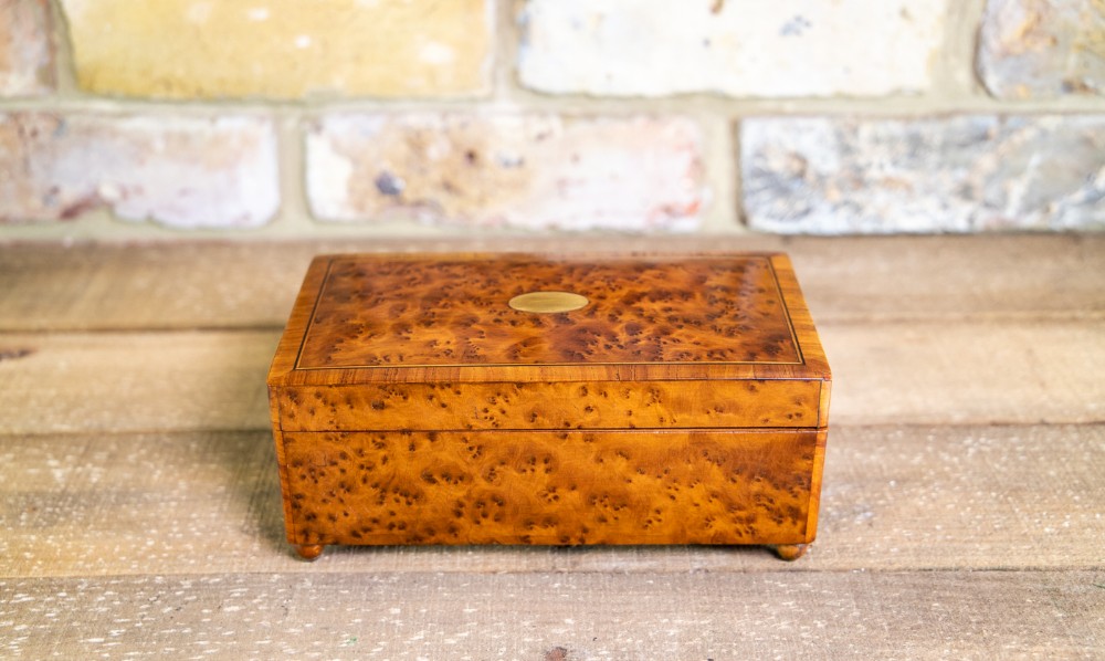 Amboyna Cigar/Music Box c.1920