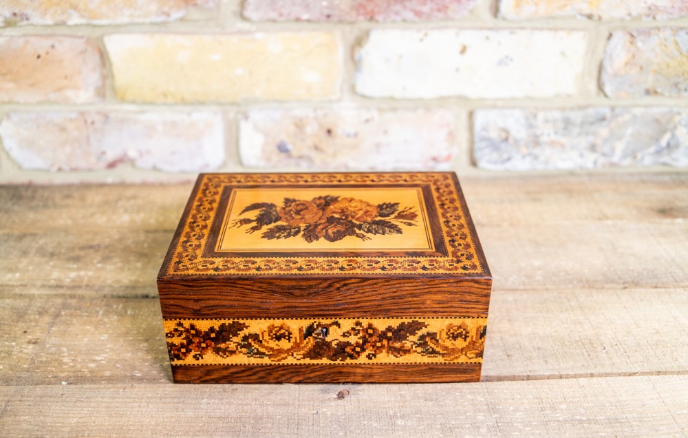 Rare Makers Label Tunbridge Ware Box c.1865