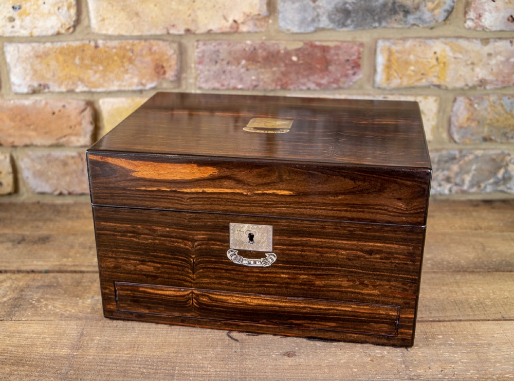 Coromandel Vanity Box 1850
