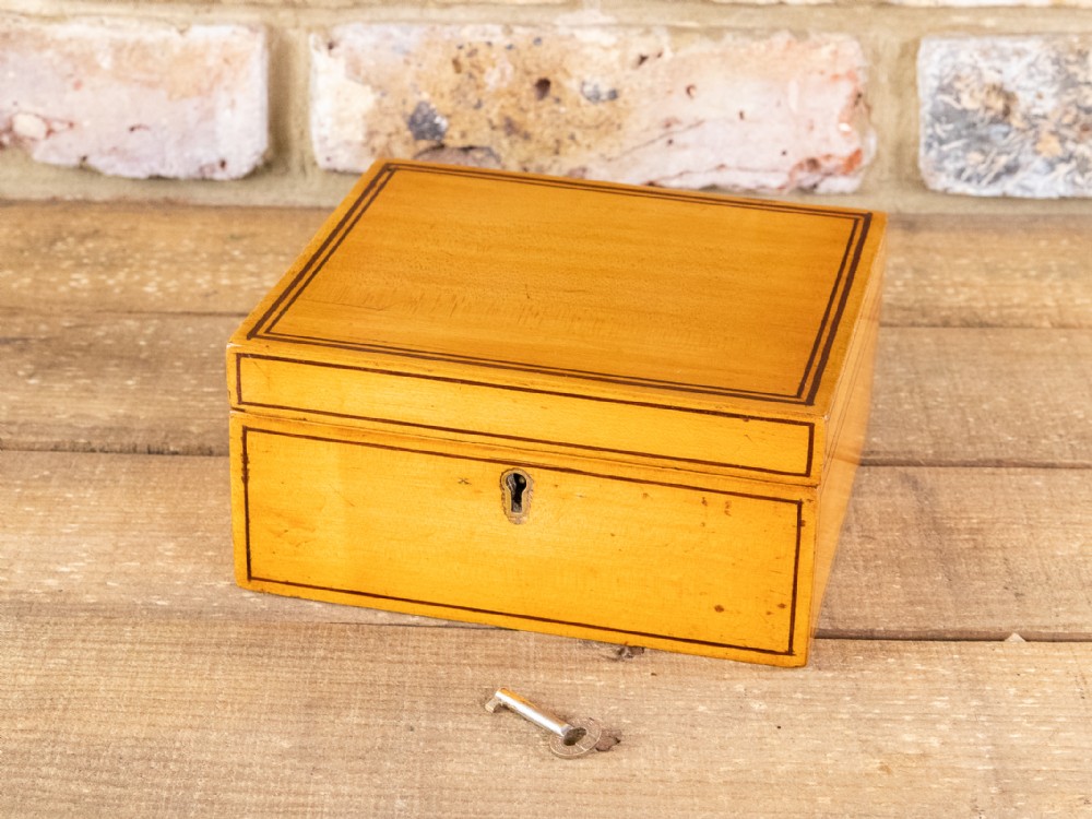 Satinwood Table Box 1860