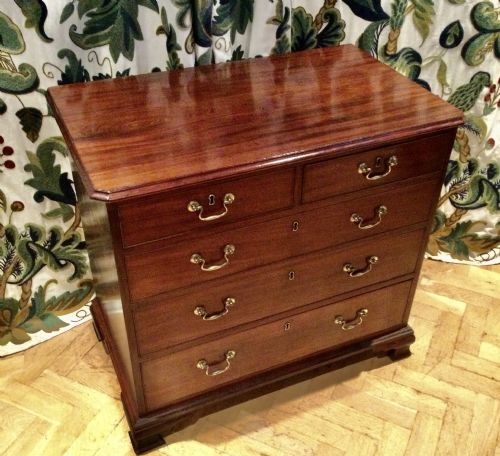 Small Mahogany Chest of Drawers