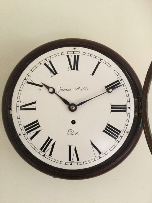 WALL CLOCK - ADDITIONAL PHOTO 2