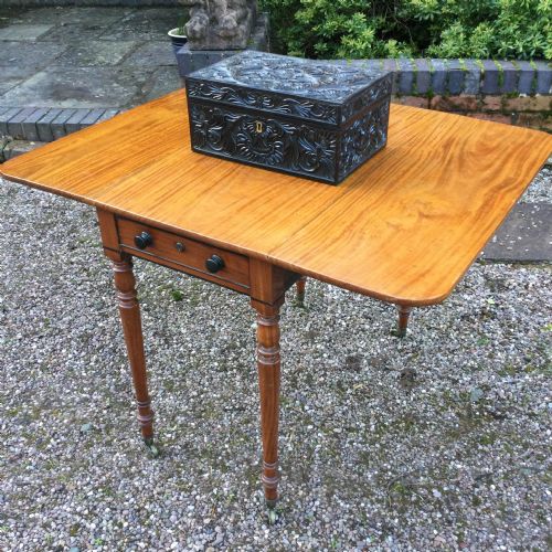 PEMBROKE TABLE - ADDITIONAL PHOTO 7
