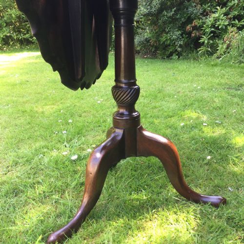MAHOGANY TRIPOD TABLE - ADDITIONAL PHOTO 6