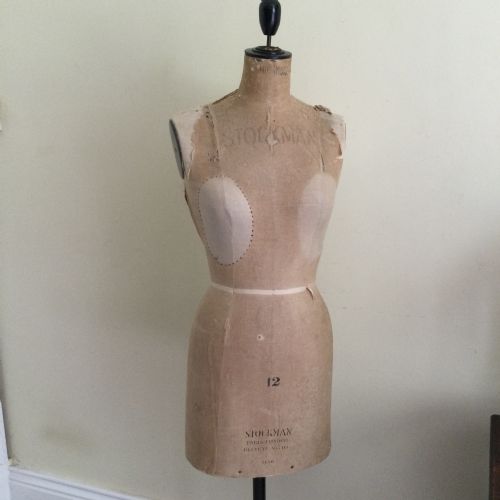MANNEQUIN - ADDITIONAL PHOTO 2