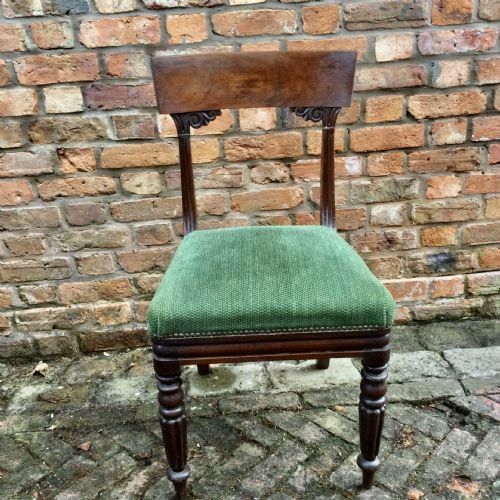A SET OF 6 MAHOGANY DINING CHAIRS - ADDITIONAL PHOTO 3