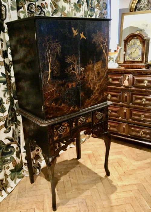 CHINOISERIE LACQUER CABINET ON STAND - ADDITIONAL PHOTO 5