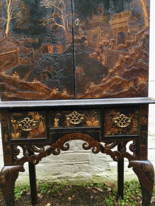 CHINOISERIE LACQUER CABINET ON STAND - ADDITIONAL PHOTO 7