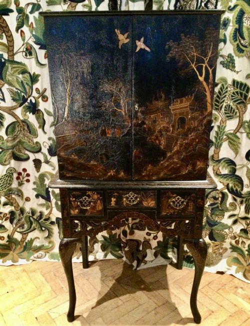CHINOISERIE LACQUER CABINET ON STAND - ADDITIONAL PHOTO 10