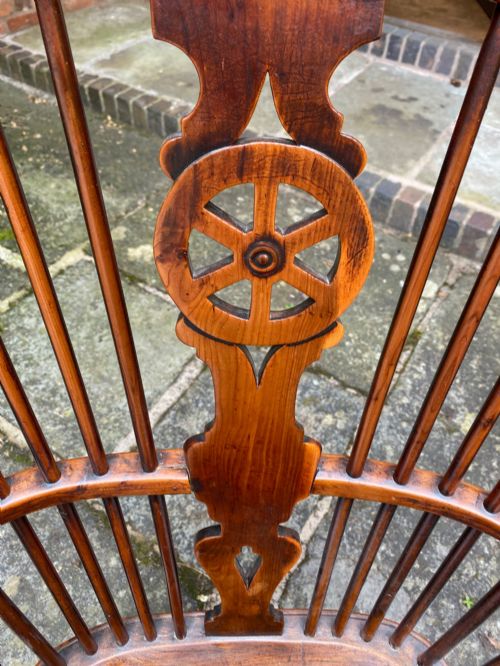 YEW WOOD WINDSOR CHAIR - ADDITIONAL PHOTO 2