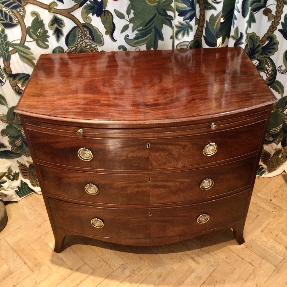 Mahogany bowfront chest of drawers