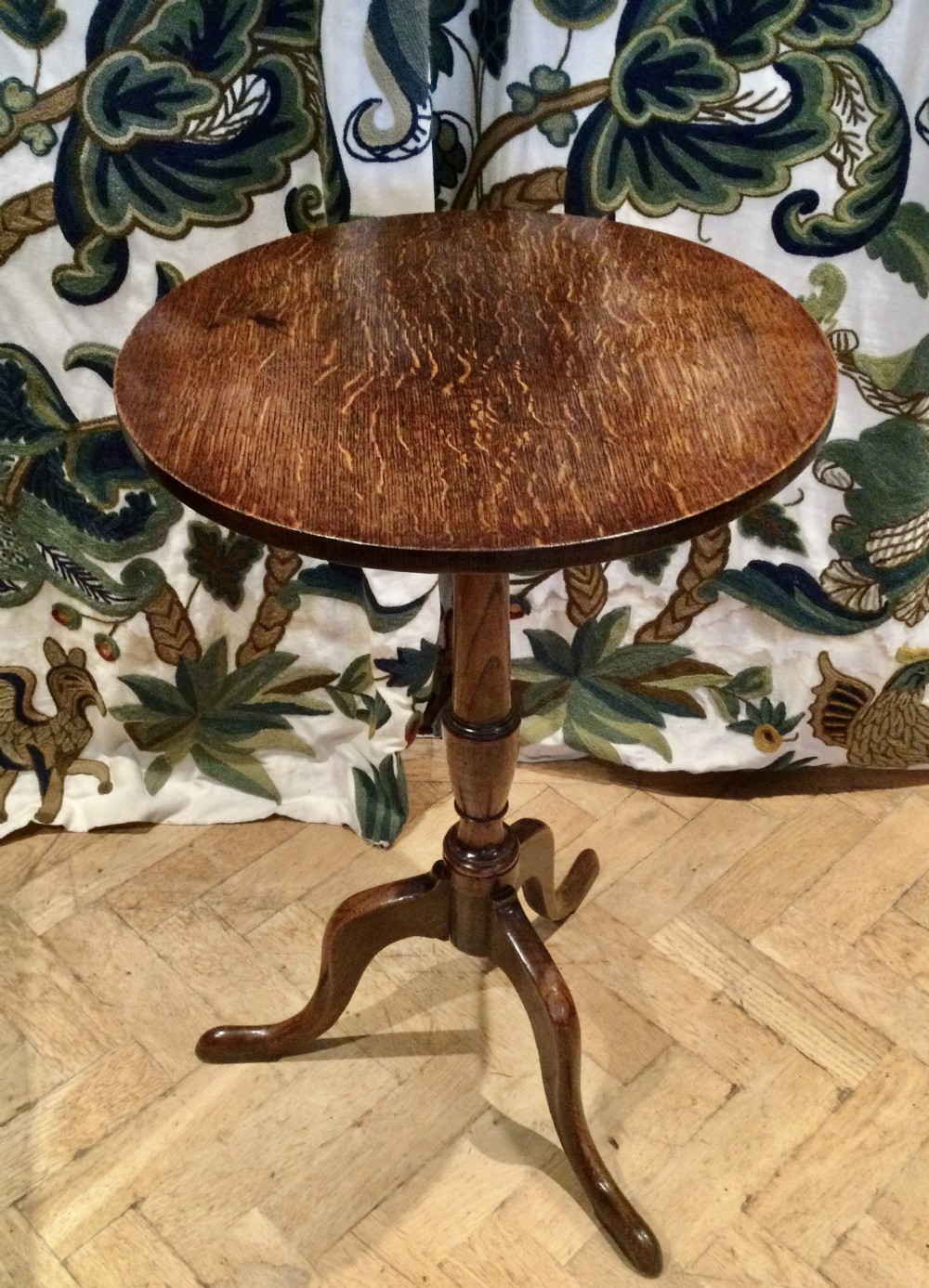 Oak tripod table
