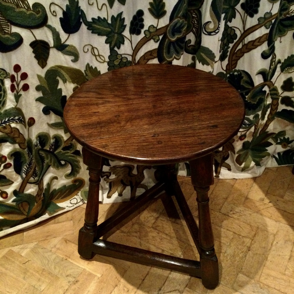 Oak cricket table