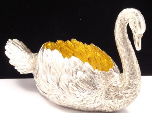 LARGE STUNNING SILVER SWAN CENTER PIECE - ADDITIONAL PHOTO 3